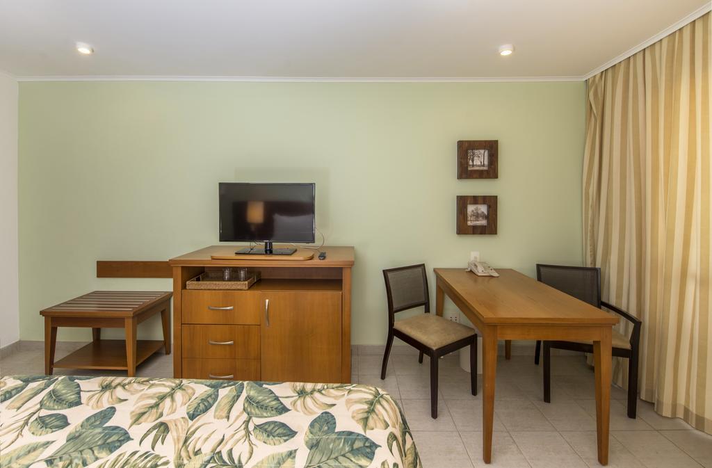 Promenade Angra Hotel อังกราโดสเฮย์ส ภายนอก รูปภาพ